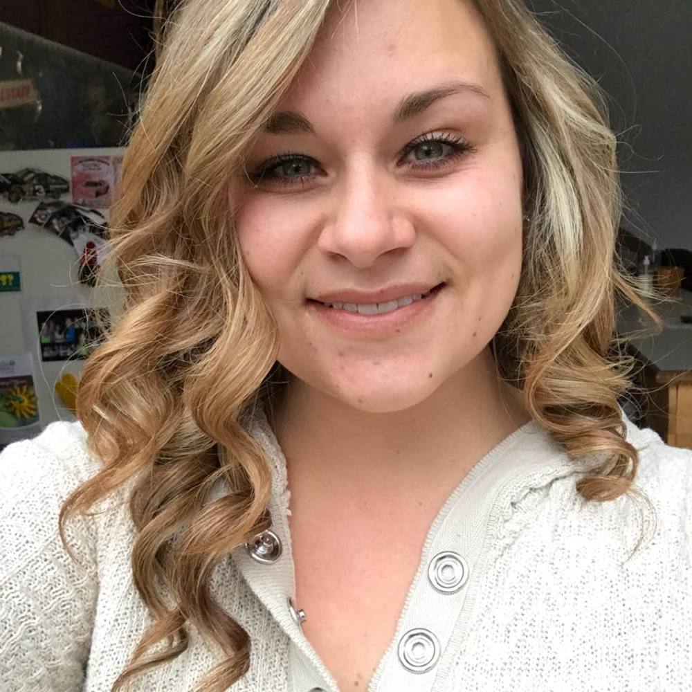 Meet your Posher, Kelly